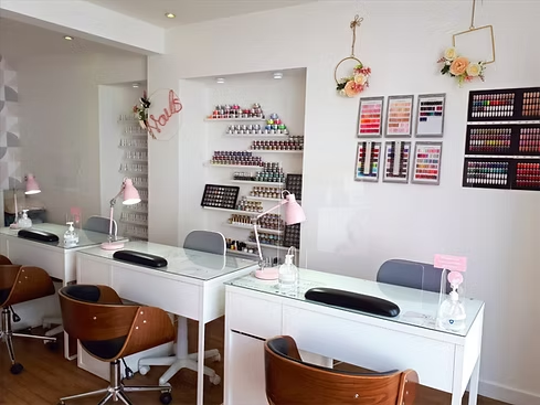 Layanan Jasa Desain Salon Dan Barbershop