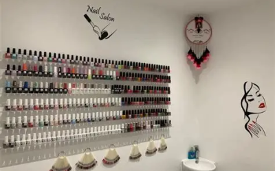 Desain Interior Nail Art Studio